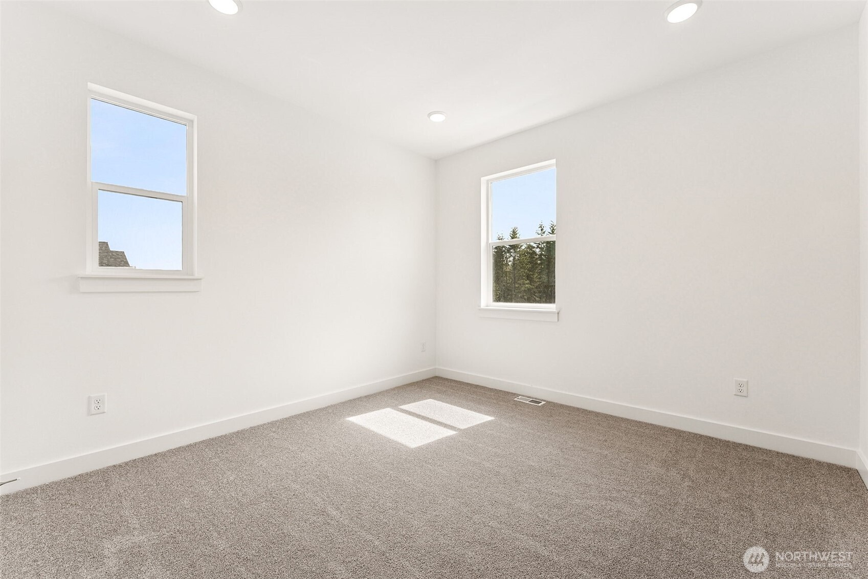 15710 210th Avenue E #311, Bonney Lake, WA 98391