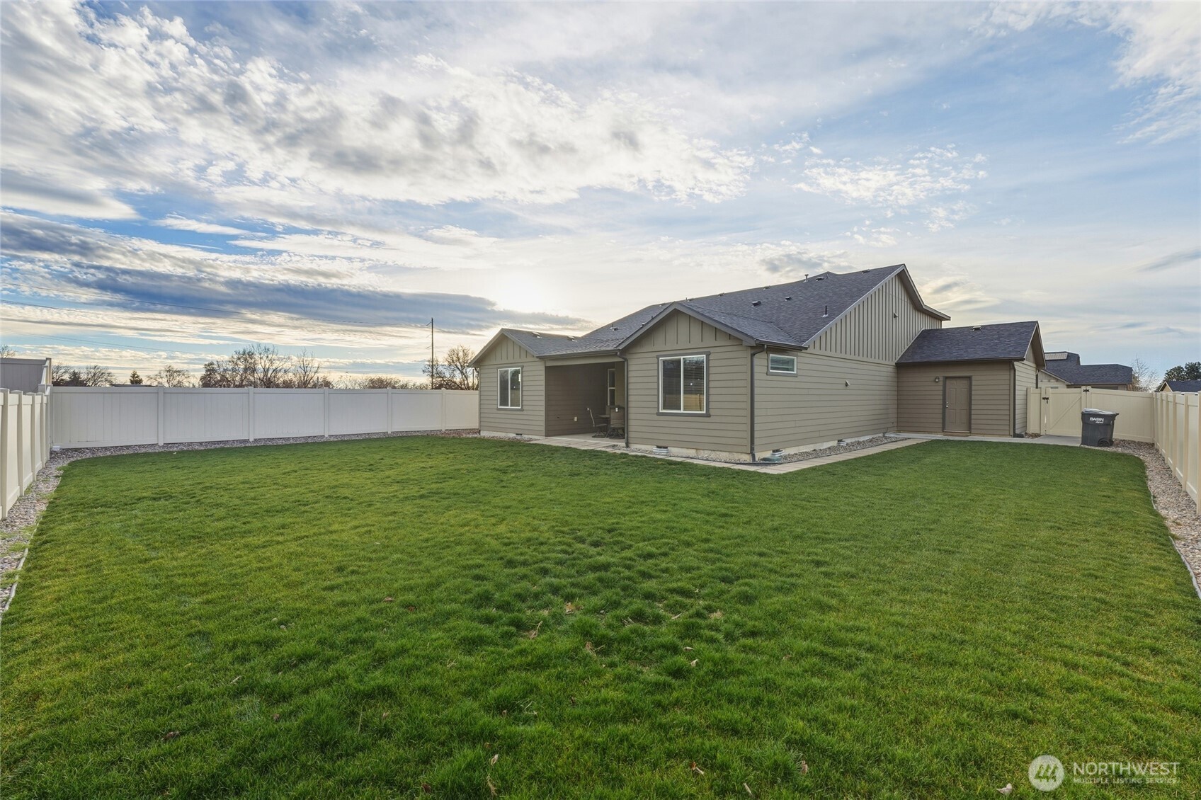 1397 Caprio Loop , Walla Walla, WA 99362