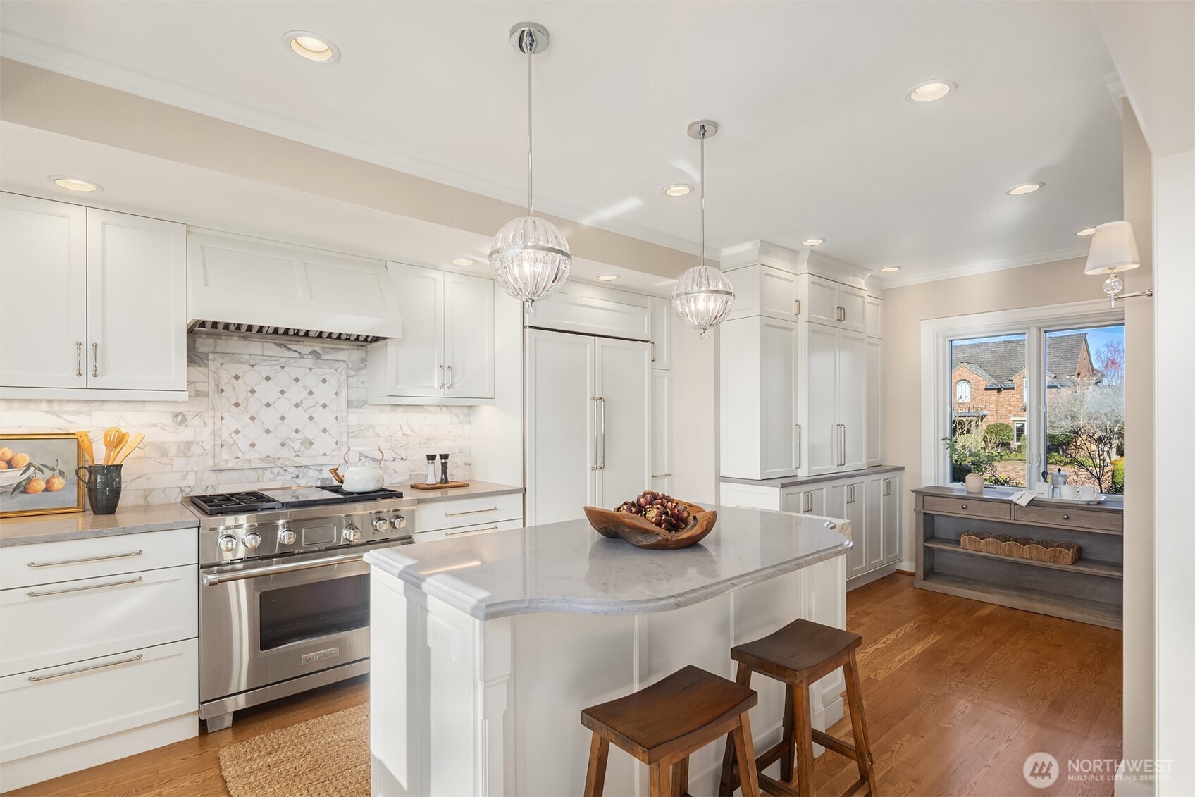 2519 Crestmont Place W, Seattle, WA 98199