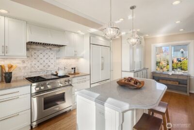 2519 Crestmont Place W, Seattle, WA 98199 - Photo 20