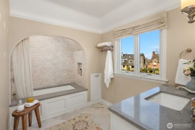 2519 Crestmont Place W, Seattle, WA 98199 - Photo 23