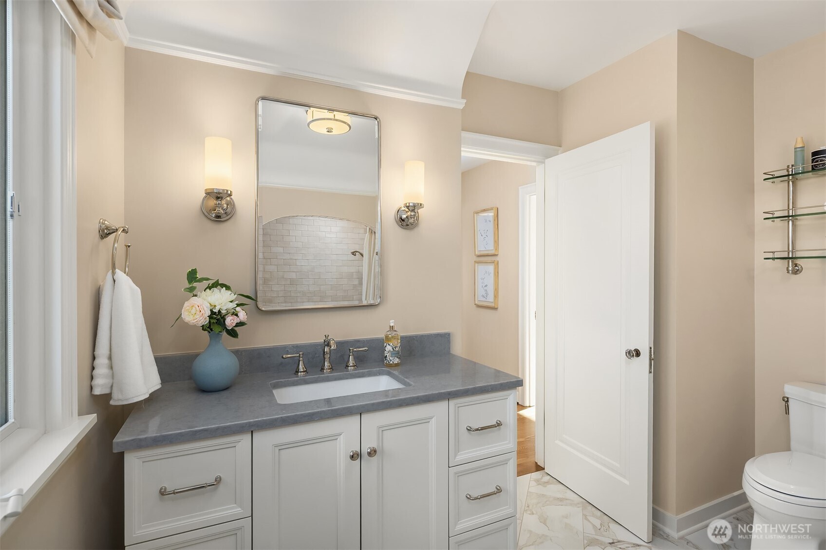 2519 Crestmont Place W, Seattle, WA 98199