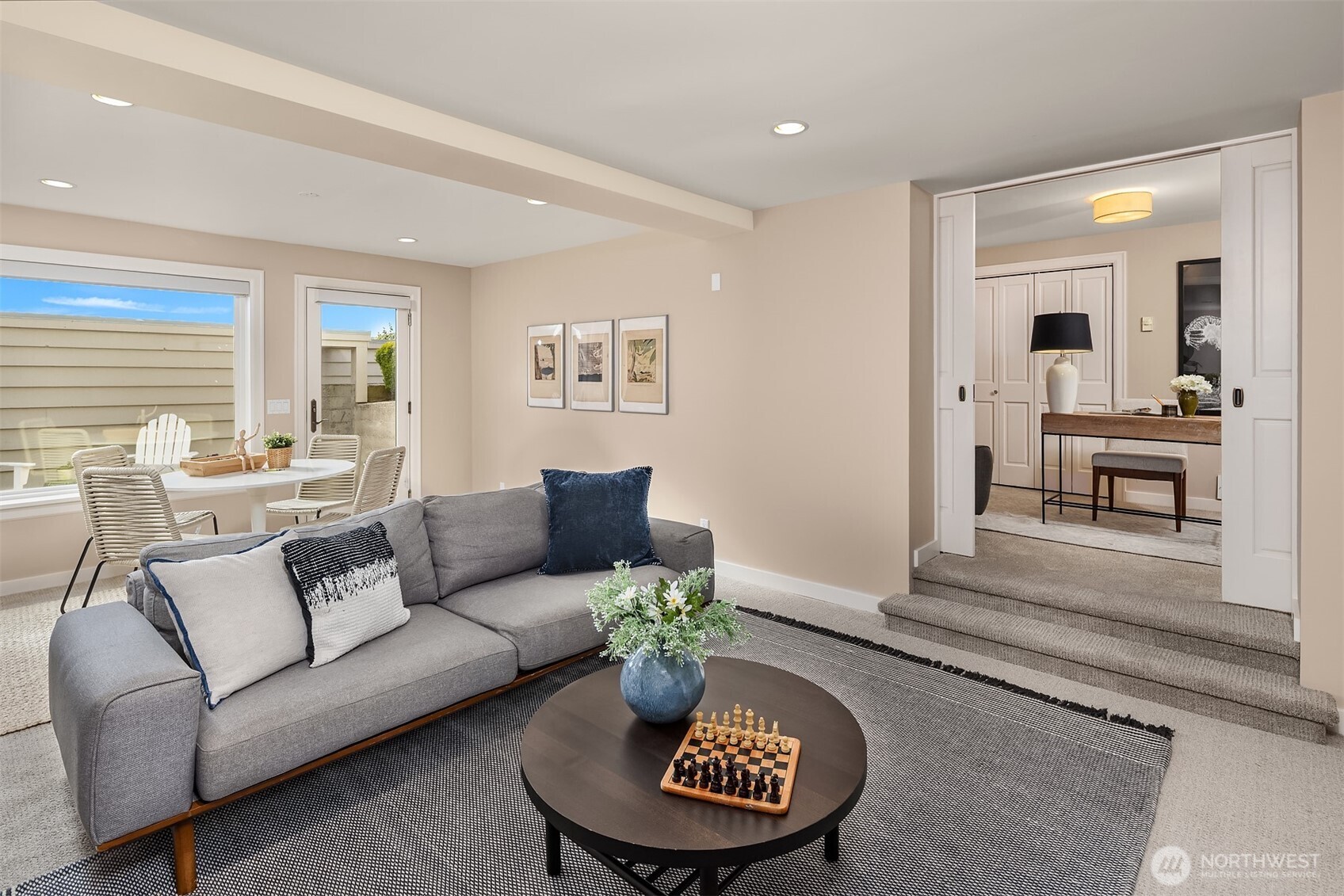 2519 Crestmont Place W, Seattle, WA 98199