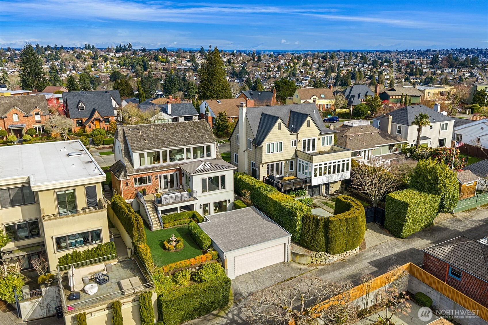 2519 Crestmont Place W, Seattle, WA 98199