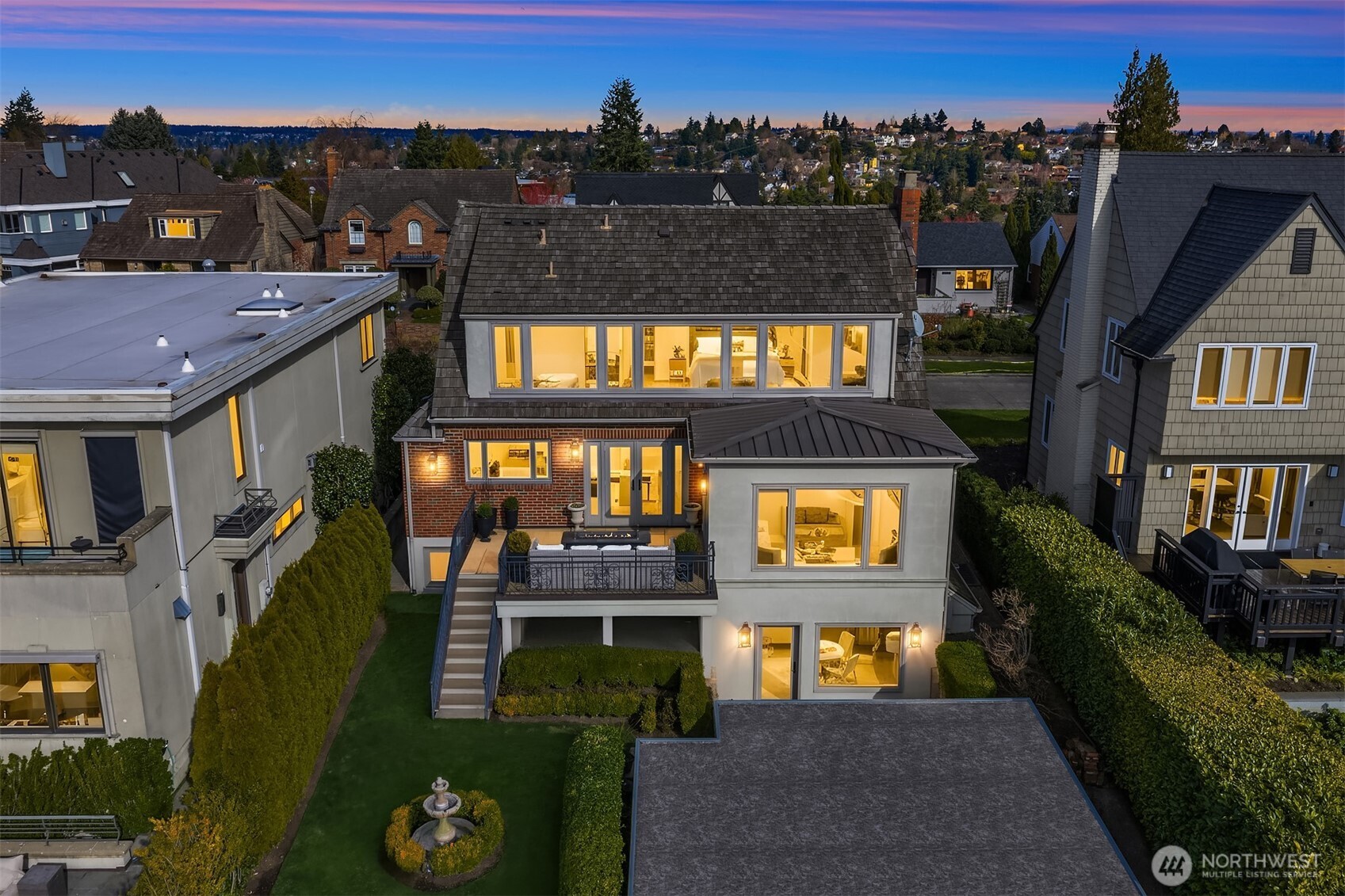 2519 Crestmont Place W, Seattle, WA 98199