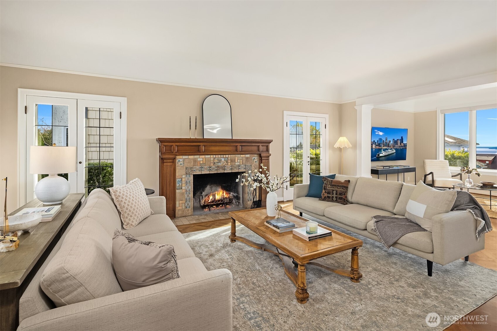 2519 Crestmont Place W, Seattle, WA 98199