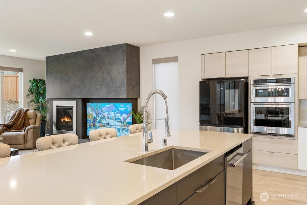 20308 SE 266th Street , Covington, WA 98042-6221