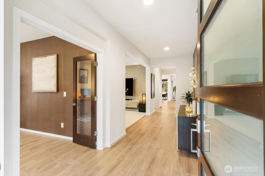 20308 SE 266th Street , Covington, WA 98042-6221