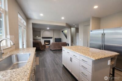 6107 Olive Avenue SE, Auburn, WA 98092 - Photo 8