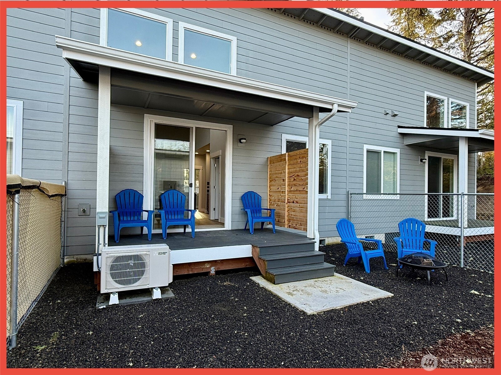 609 Sunset Avenue NE, Ocean Shores, WA 98569