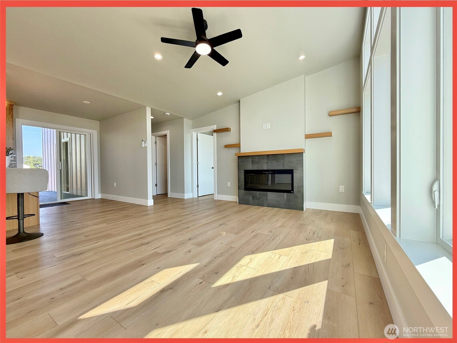 455 N Portal Loop SW, Ocean Shores, WA 98569