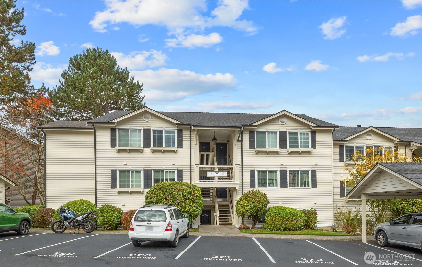 12404 E Gibson Road #H301, Everett, WA 98204
