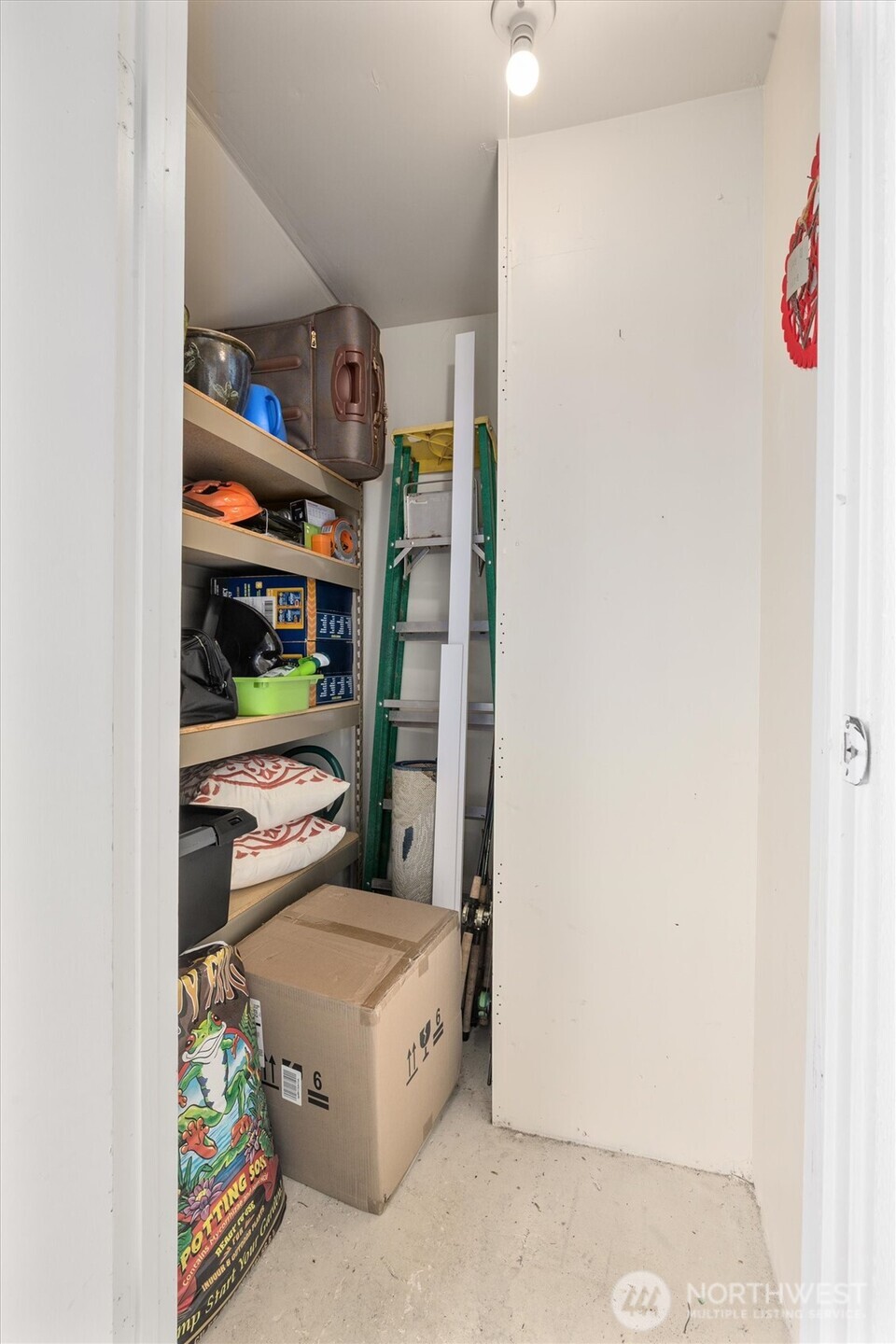 12404 E Gibson Road #H301, Everett, WA 98204