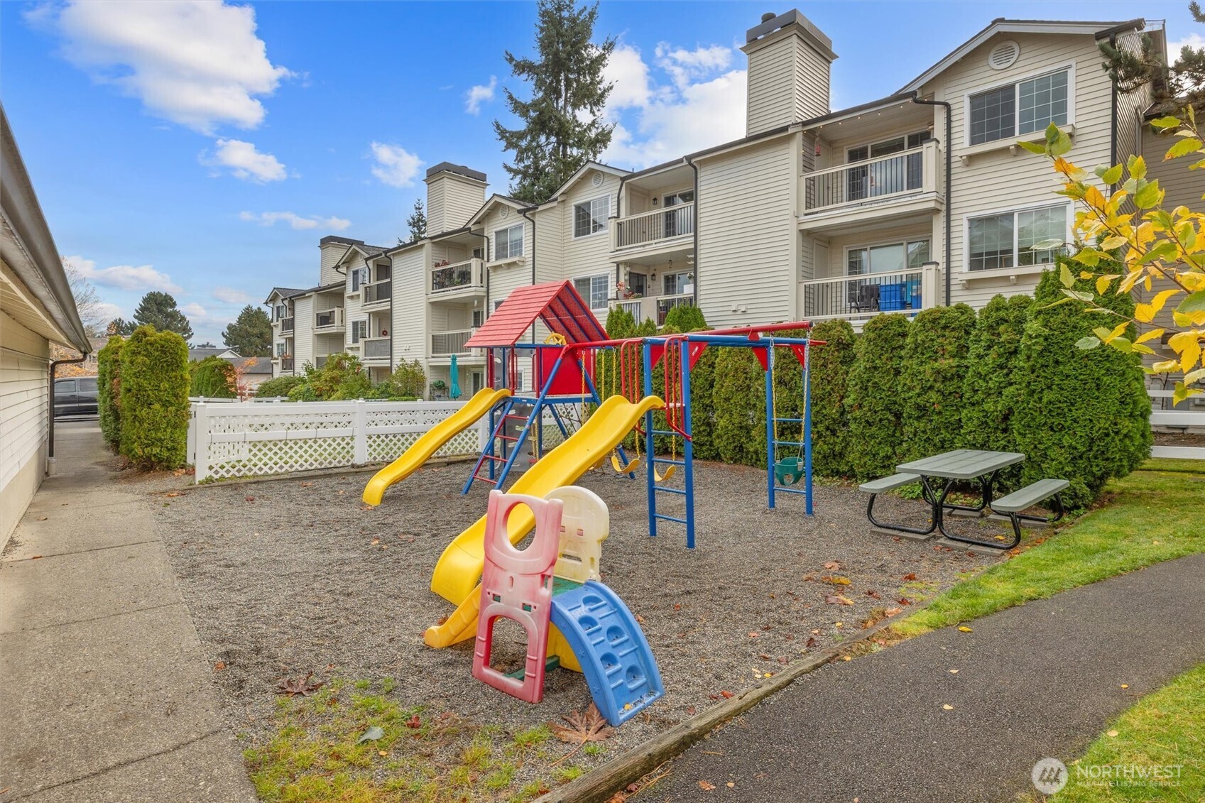 12404 E Gibson Road #H301, Everett, WA 98204
