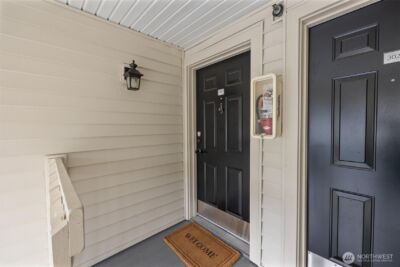 12404 E Gibson Road #H301, Everett, WA 98204 - Photo 4