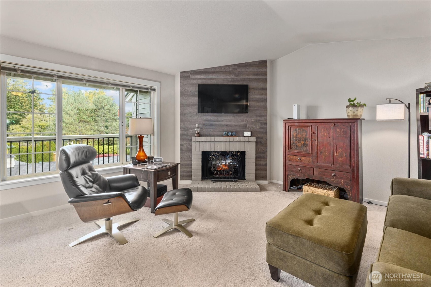 12404 E Gibson Road #H301, Everett, WA 98204