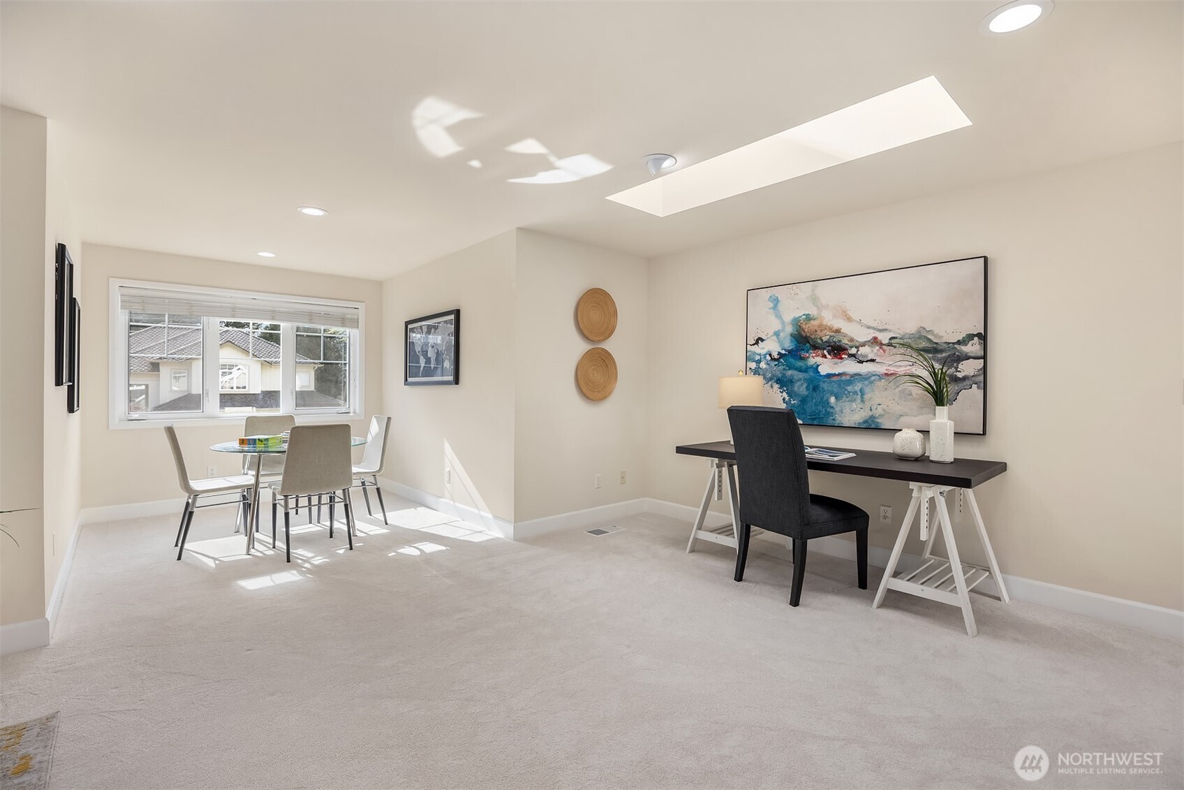 26734 SE 9th Way , Sammamish, WA 98075