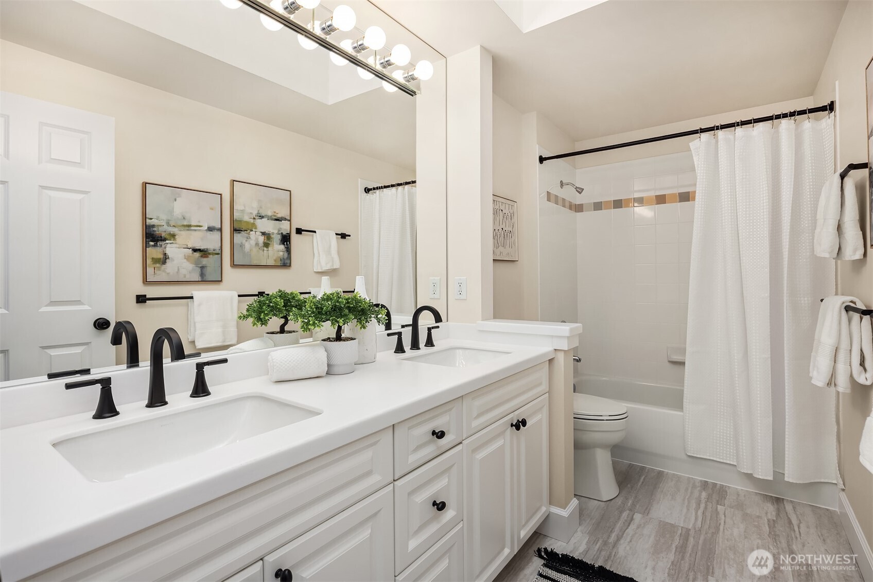 26734 SE 9th Way , Sammamish, WA 98075