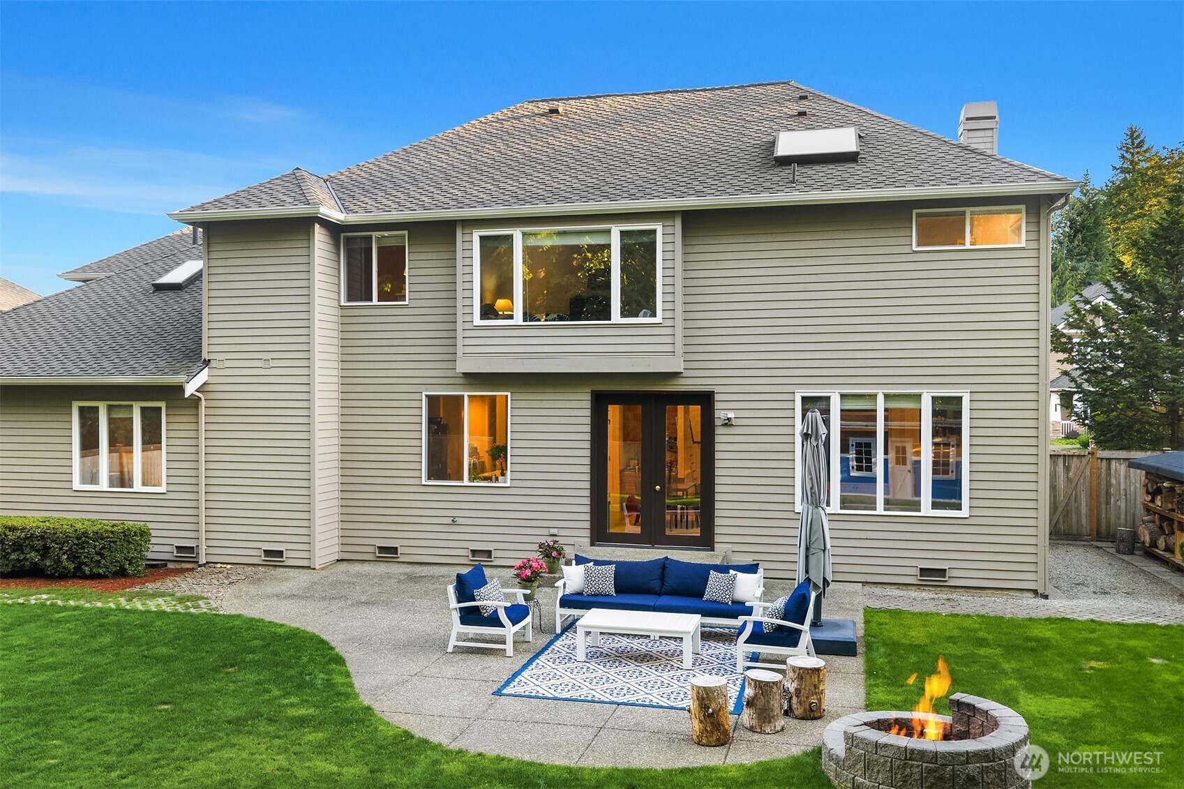 26734 SE 9th Way , Sammamish, WA 98075