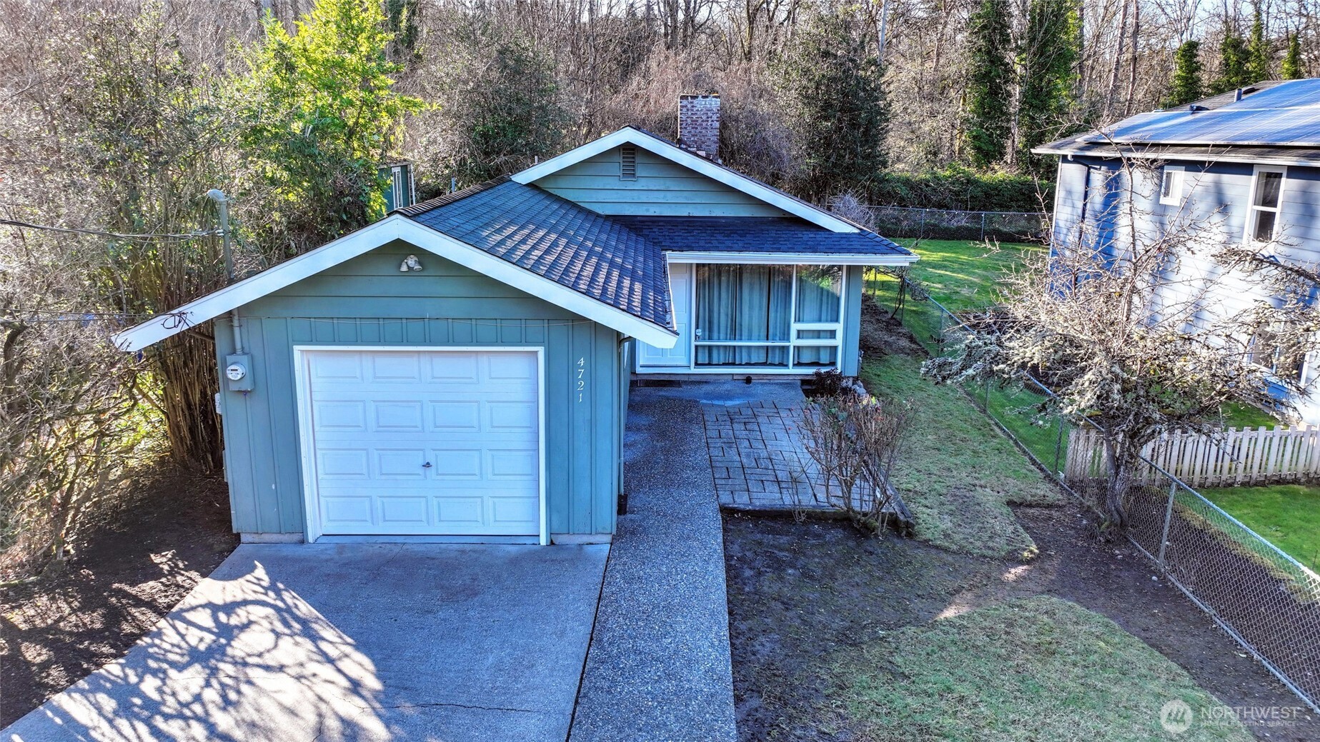 4721 26th Avenue SW, Seattle, WA 98106-1322