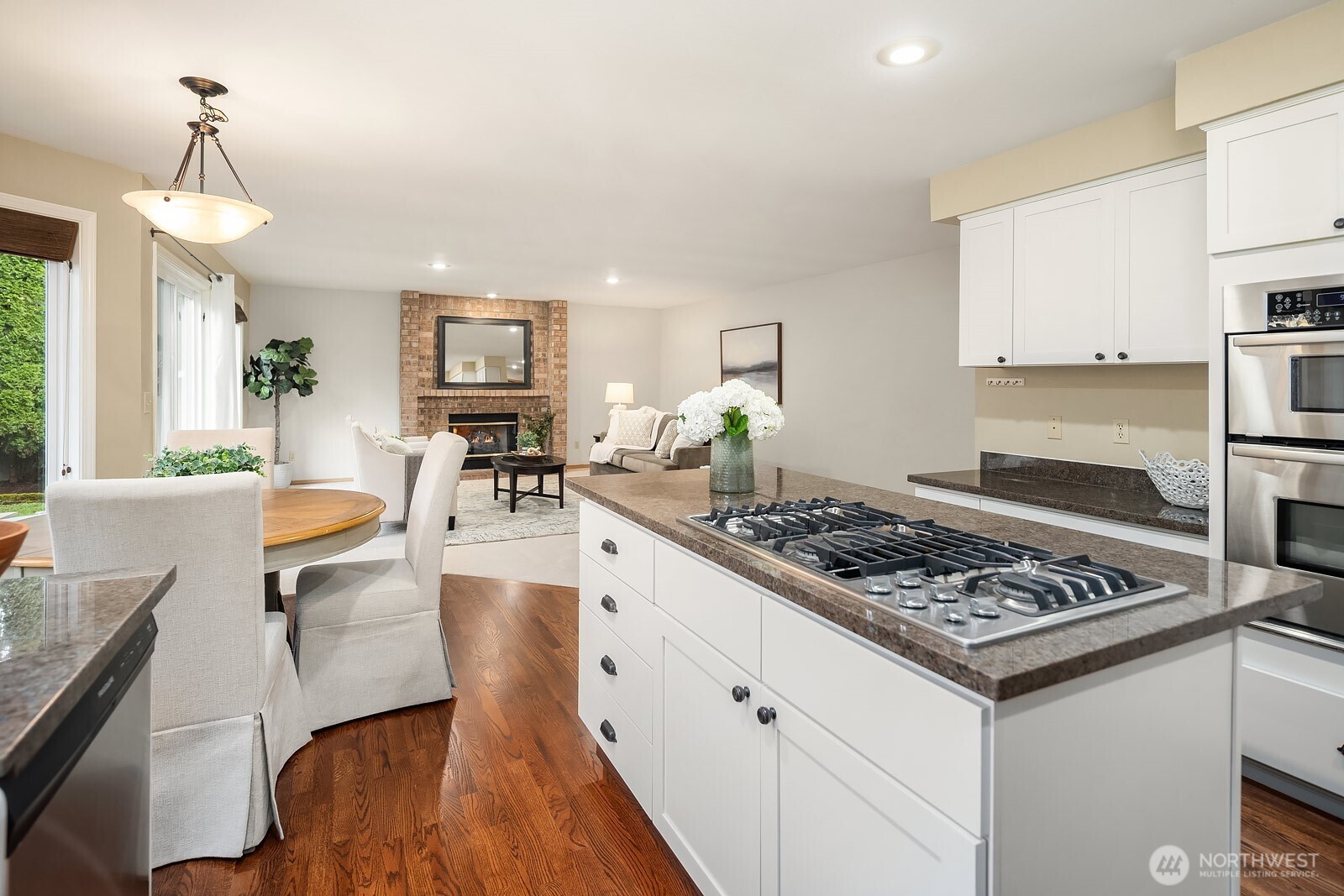 4662 244th Place SE, Sammamish, WA 98029