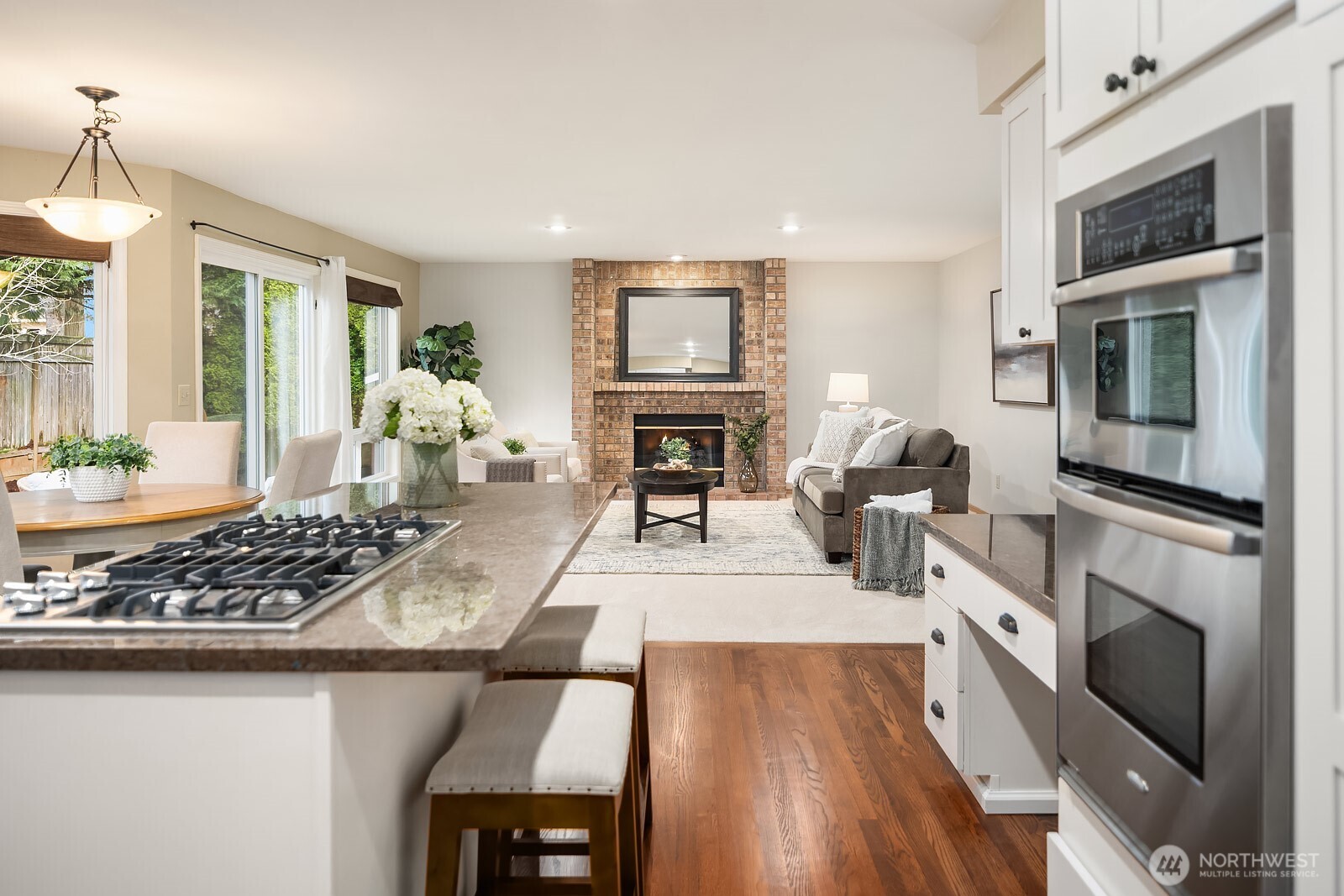 4662 244th Place SE, Sammamish, WA 98029