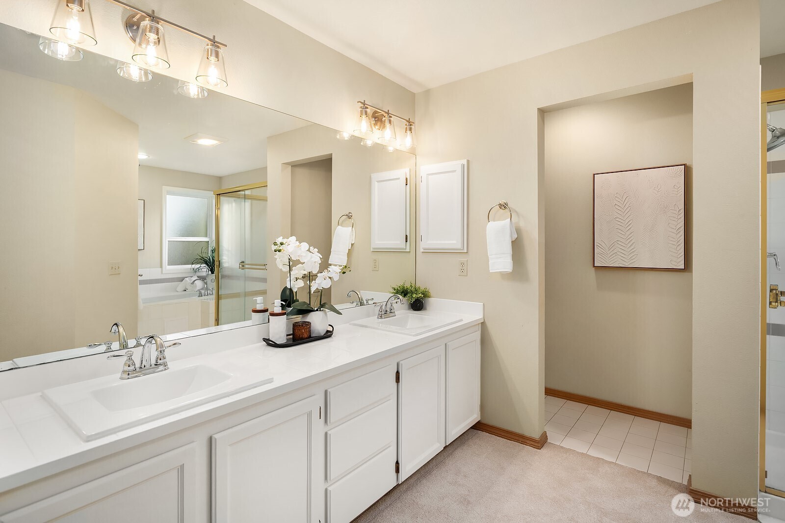 4662 244th Place SE, Sammamish, WA 98029