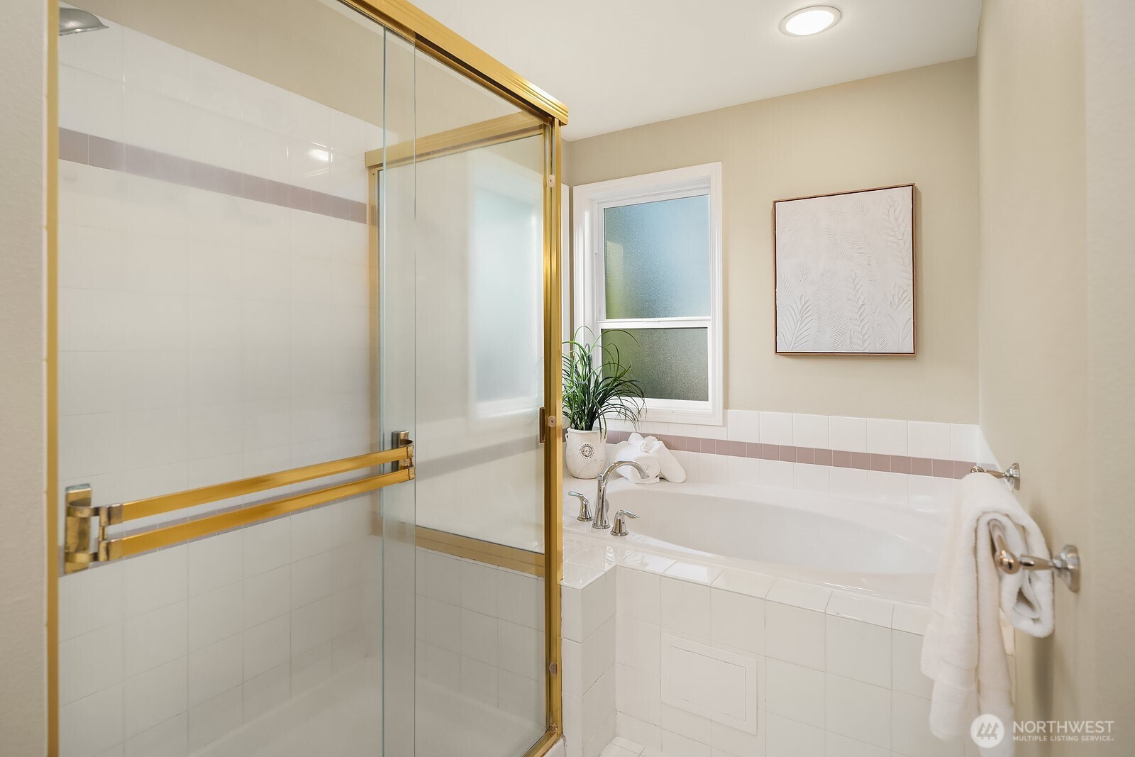 4662 244th Place SE, Sammamish, WA 98029