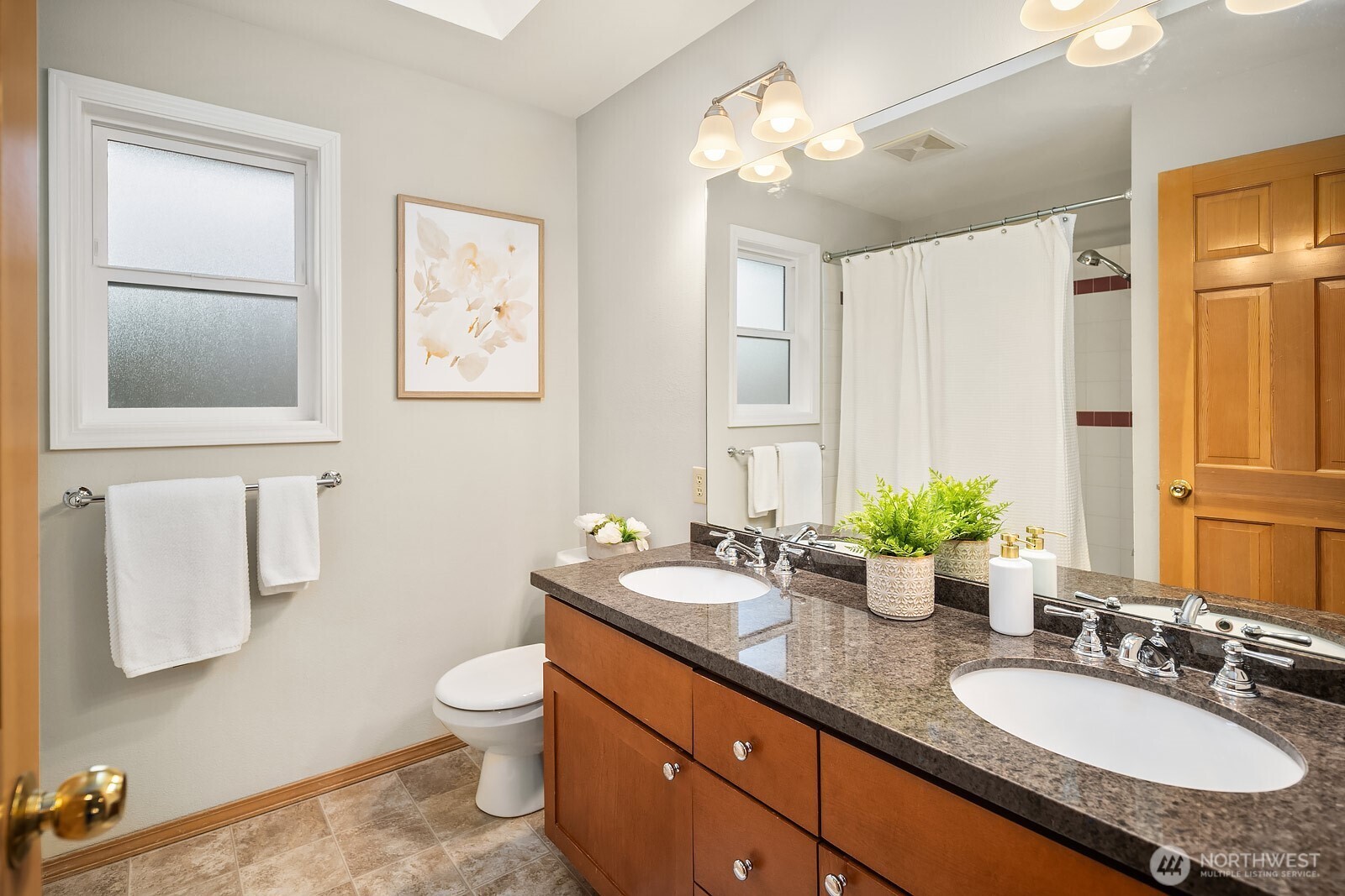 4662 244th Place SE, Sammamish, WA 98029