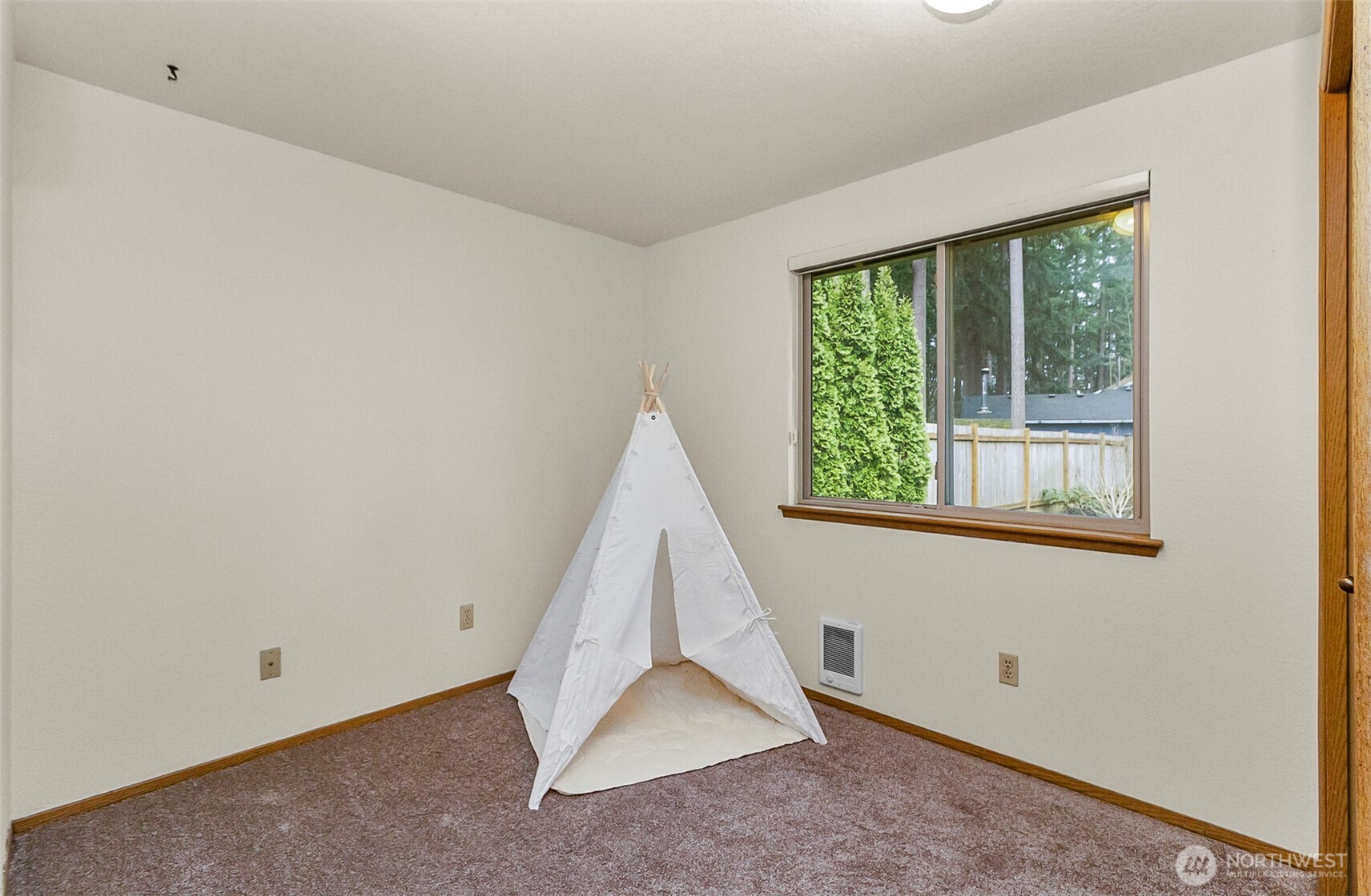 19709 SE 266th Place , Covington, WA 98042