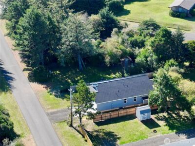 269 Ensign Avenue NW, Ocean Shores, WA 98569 - Photo 9