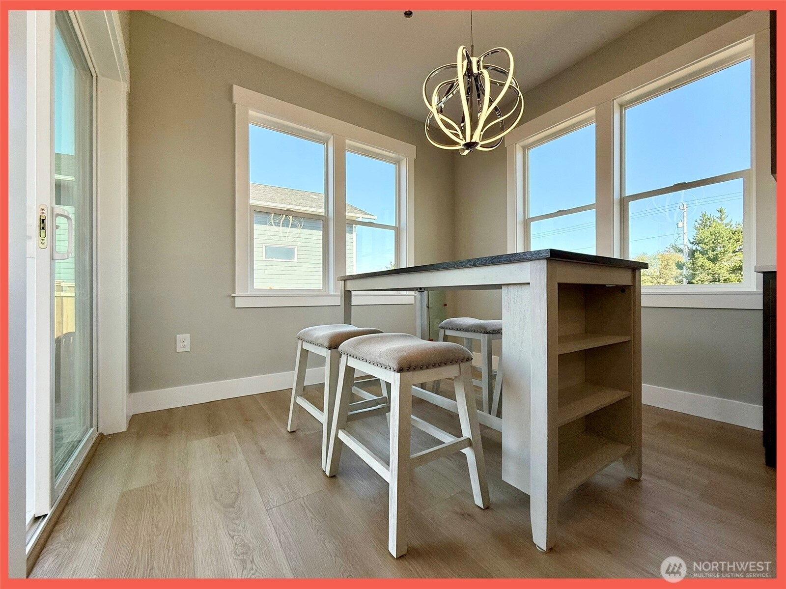 990 Alida Court SE, Ocean Shores, WA 98569