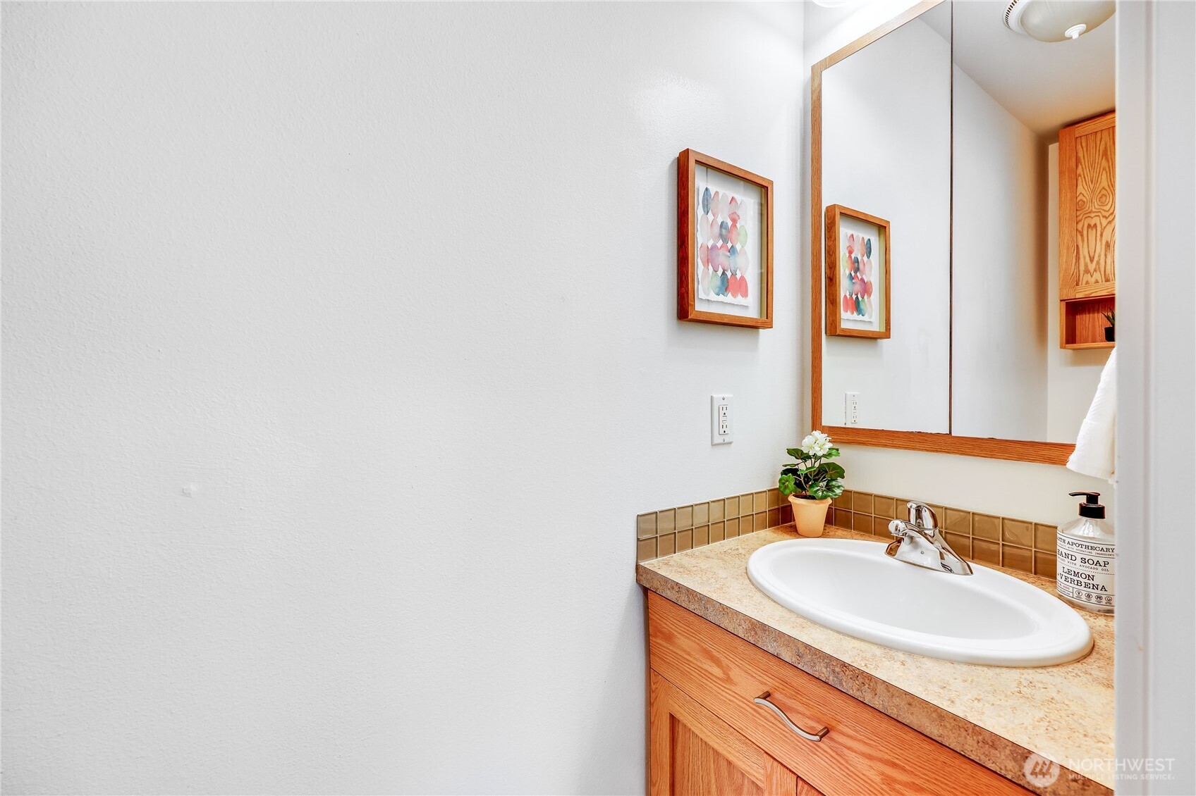 7761 Beacon Place NE #103, Bremerton, WA 98311