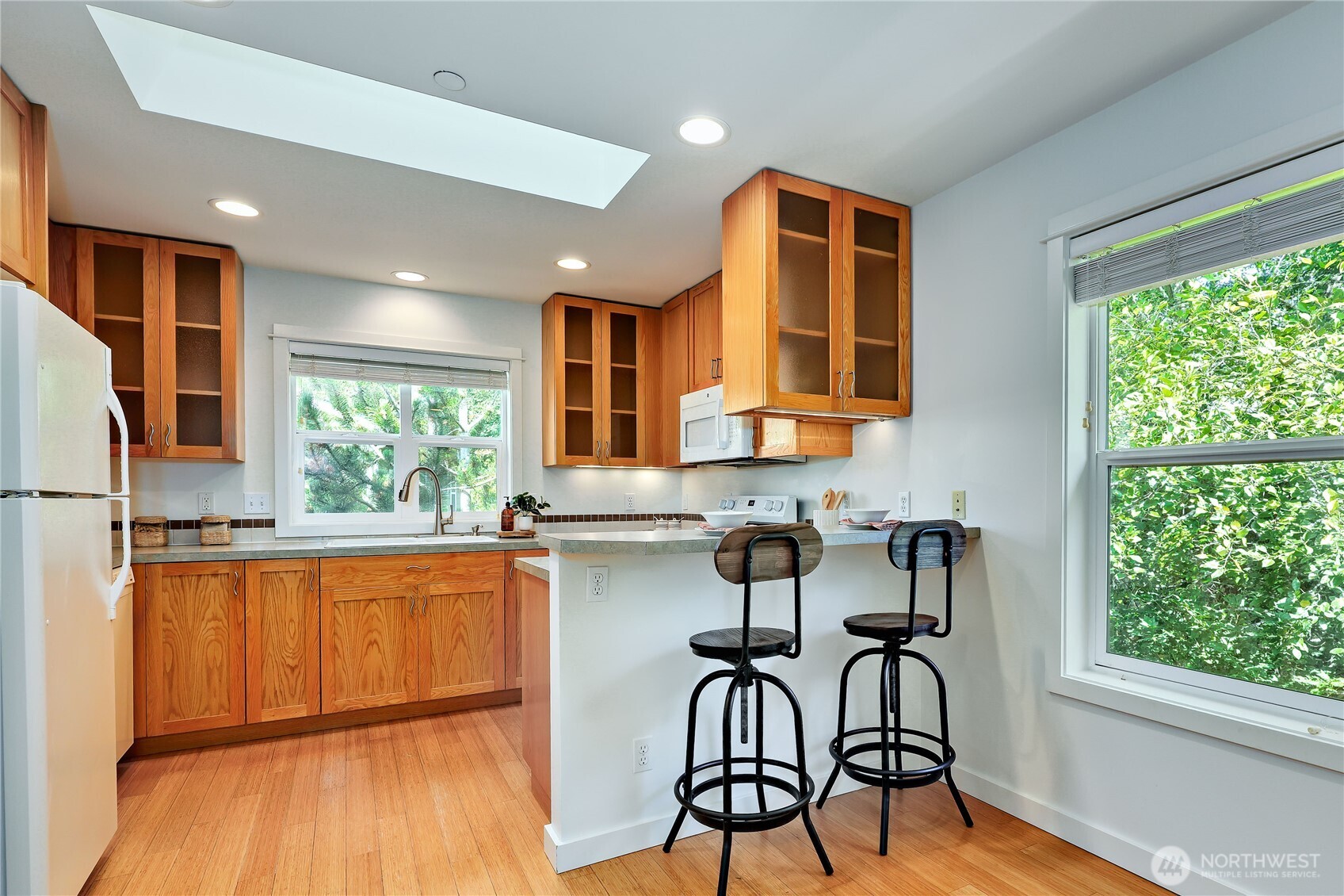 7761 Beacon Place NE #103, Bremerton, WA 98311