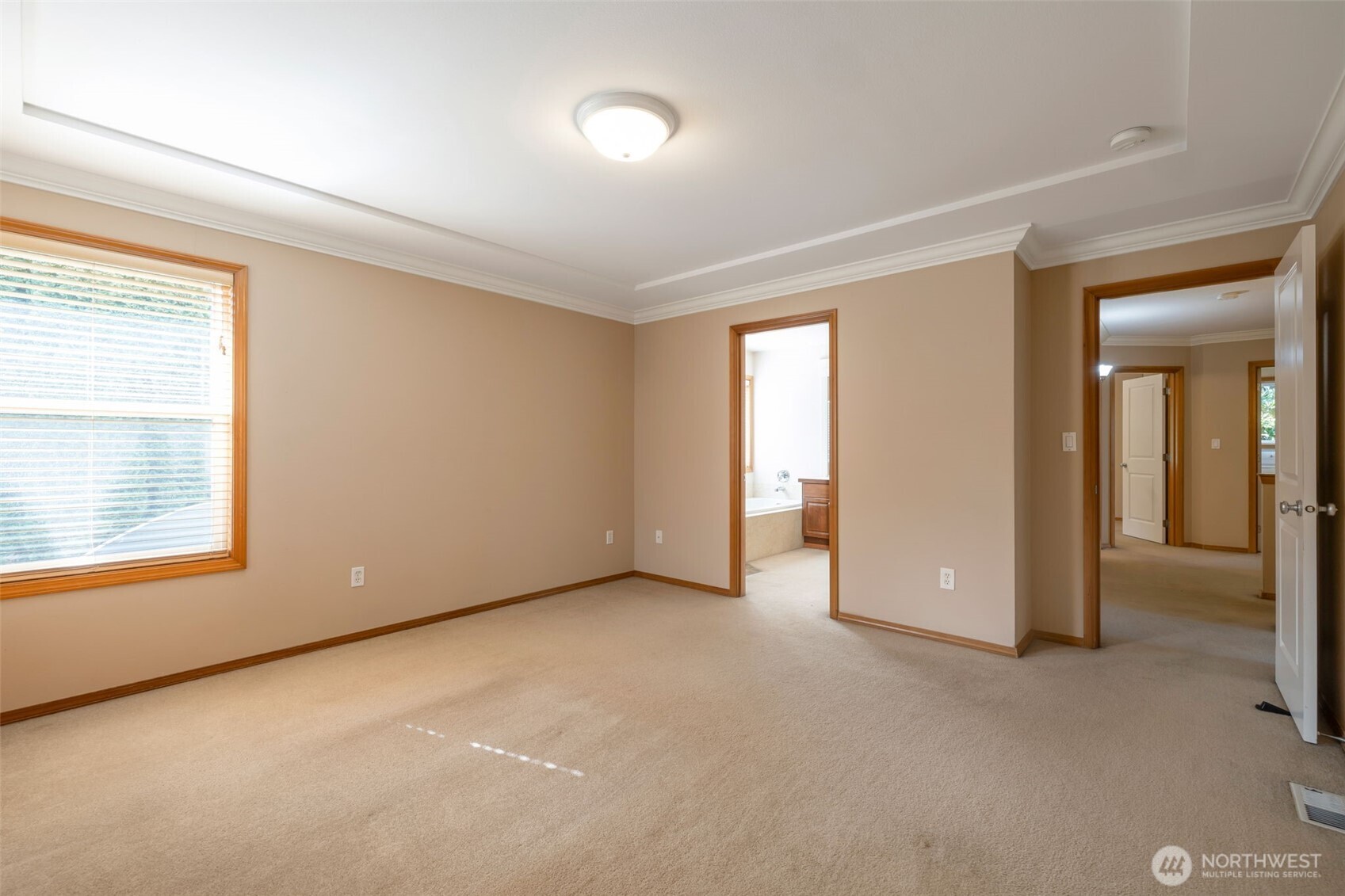 2530 10th Street SW, Puyallup, WA 98373