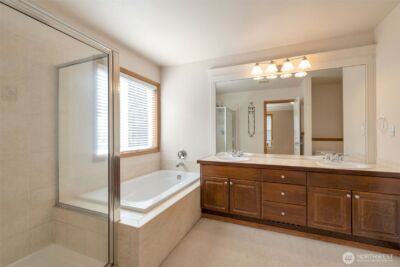 2530 10th Street SW, Puyallup, WA 98373 - Photo 19