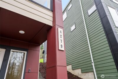 4279 Aberdeen Way NE, Renton, WA 98056 - Photo 2