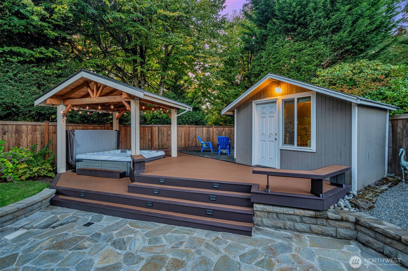 6121 140th Court NE, Redmond, WA 98052