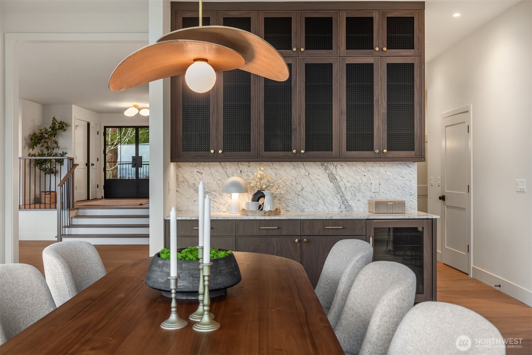 2627 96th Avenue NE, Clyde Hill, WA 98004