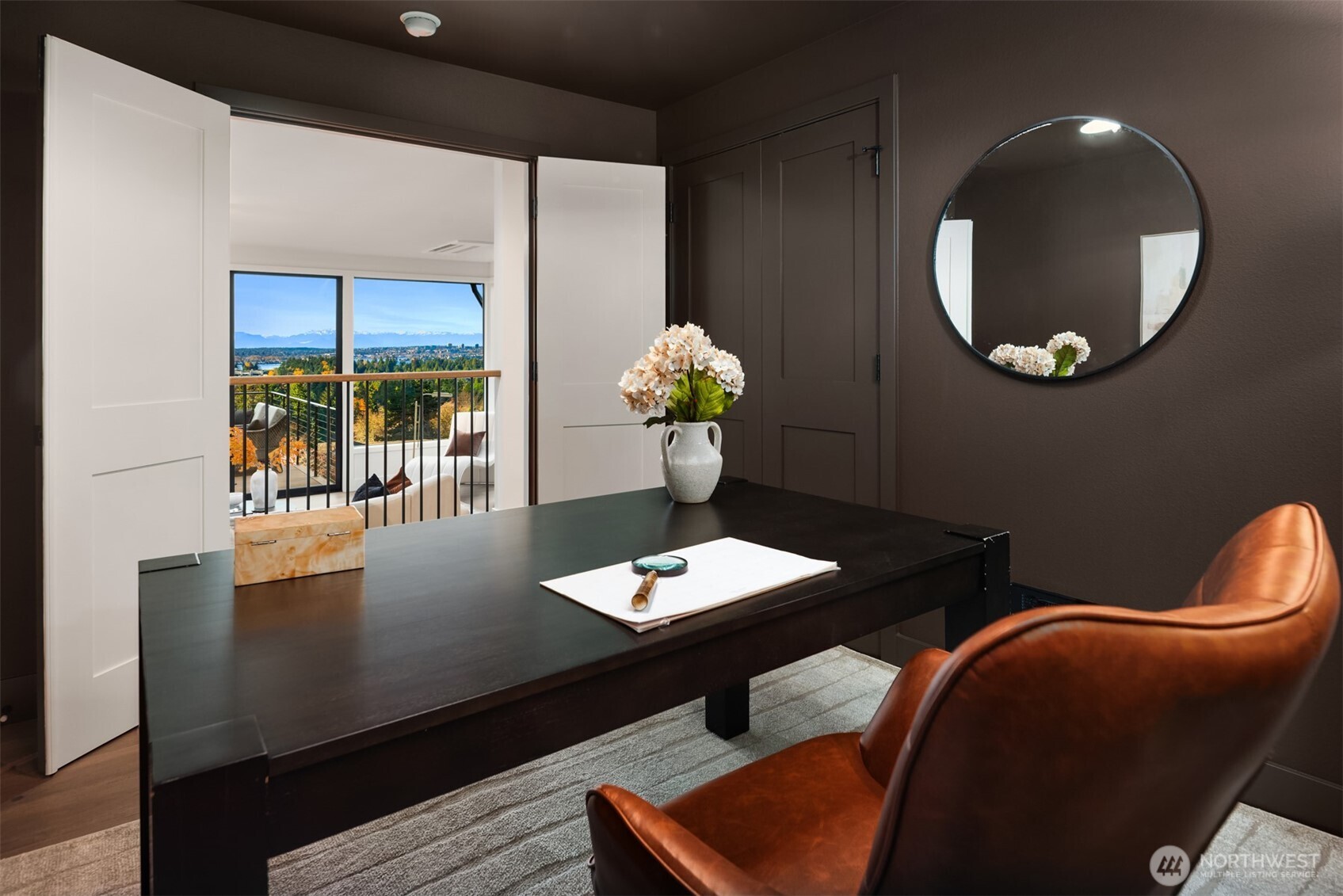 2627 96th Avenue NE, Clyde Hill, WA 98004