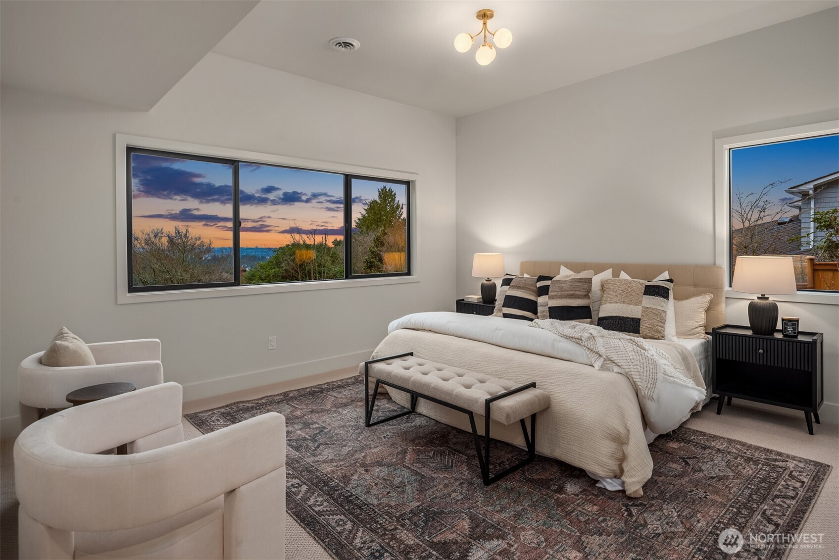 2627 96th Avenue NE, Clyde Hill, WA 98004