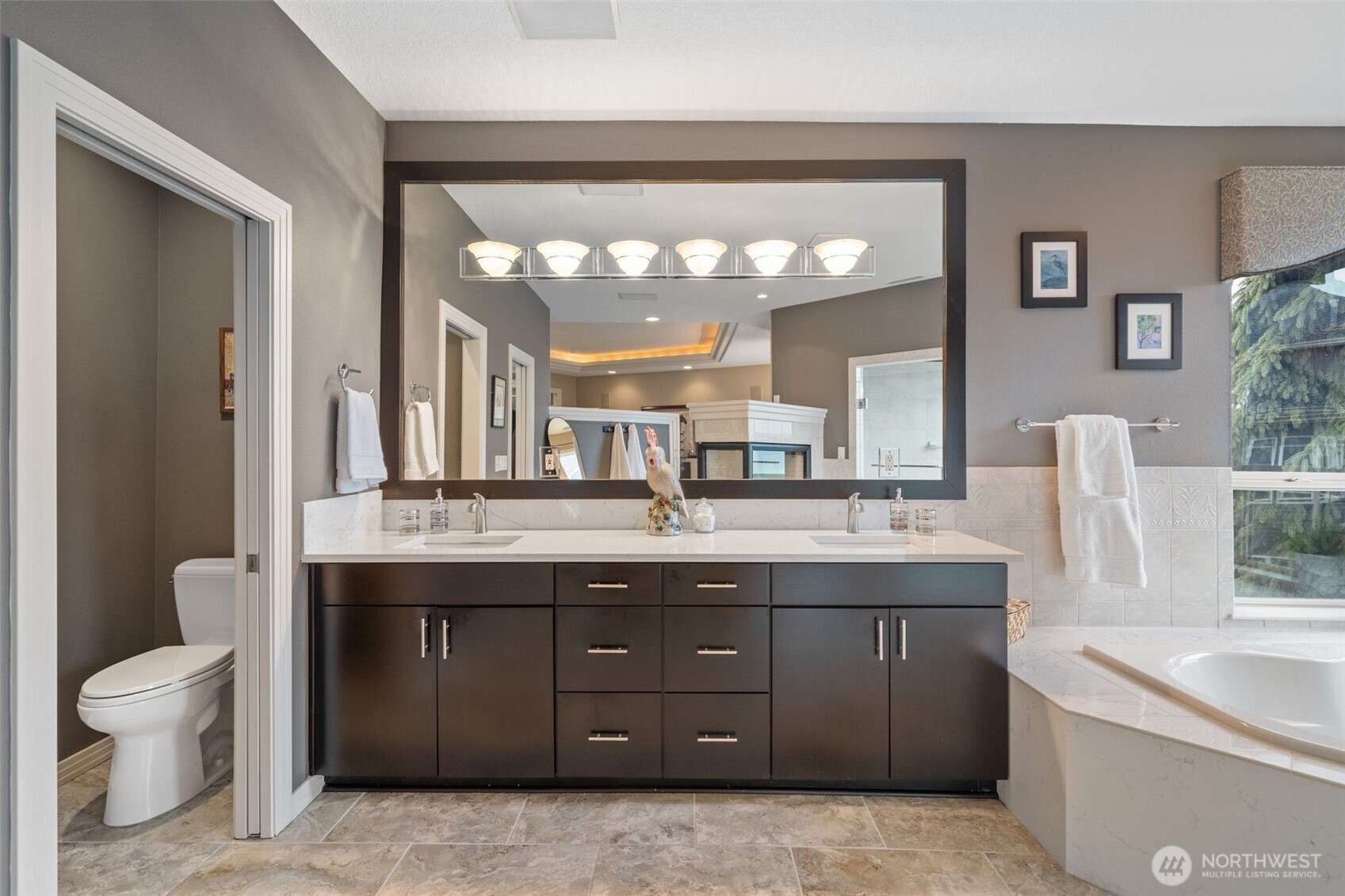 2305 NW Douglas Street , Camas, WA 98607