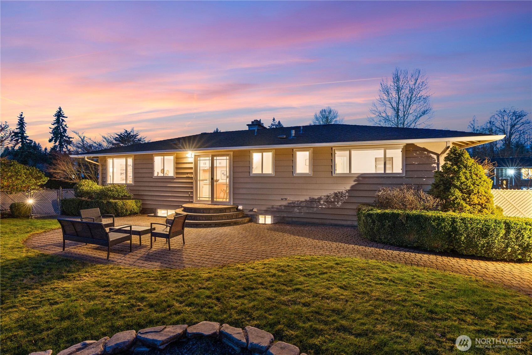 14423 75th Avenue NE, Kirkland, WA 98034-4930