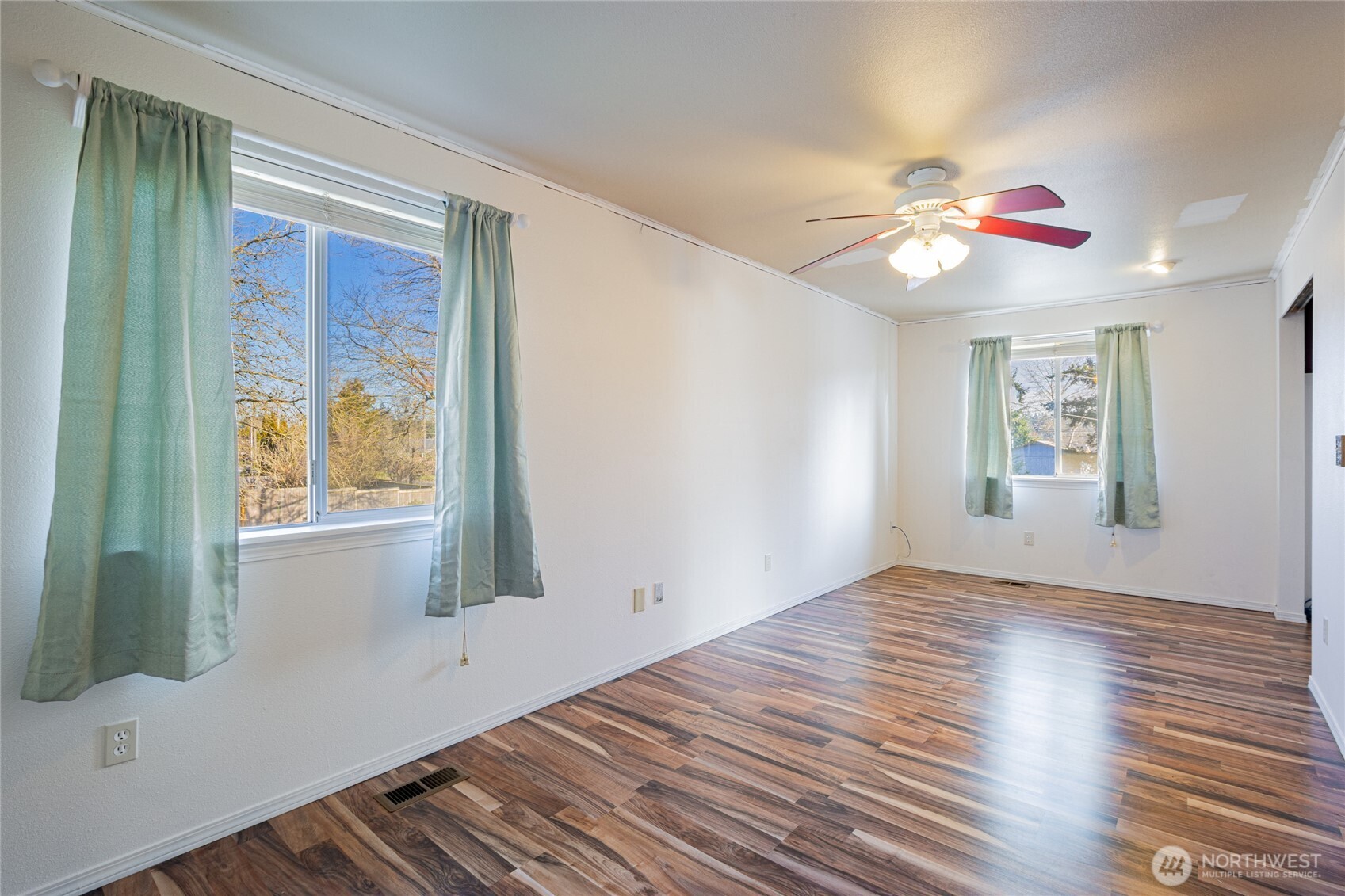 13005 10th Avenue Ct E, Tacoma, WA 98445