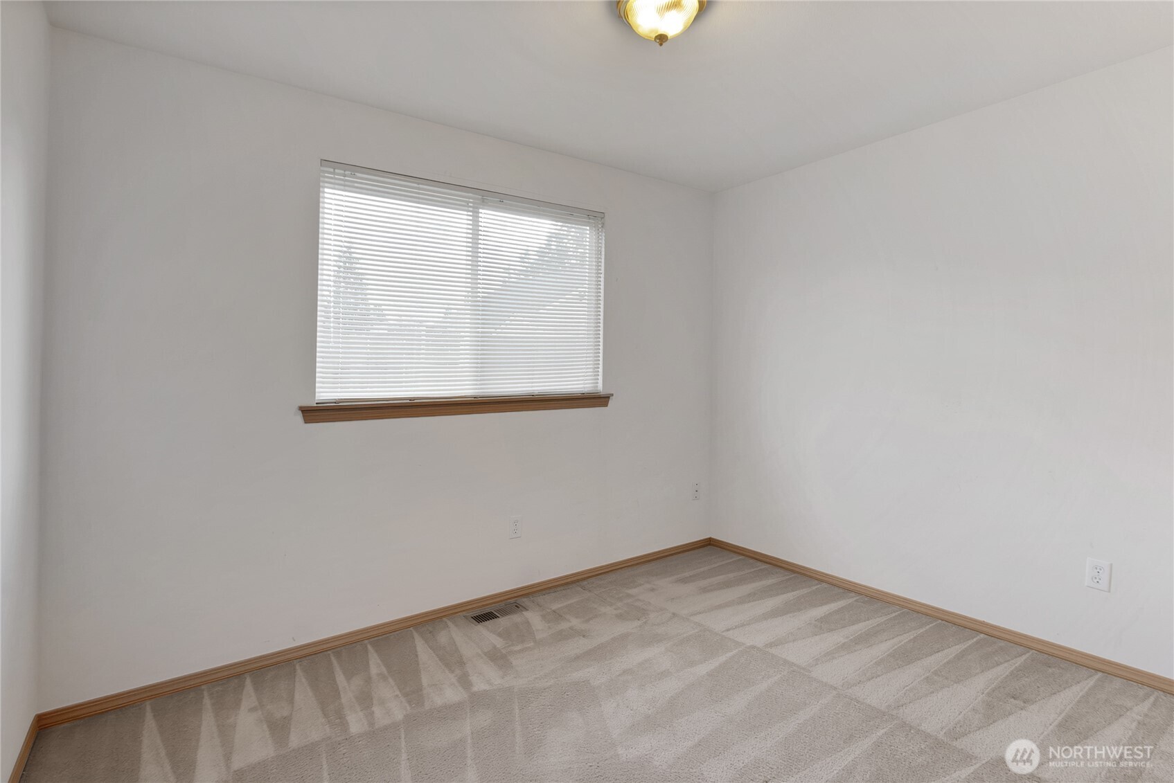 1310 E 60th Street , Tacoma, WA 98404