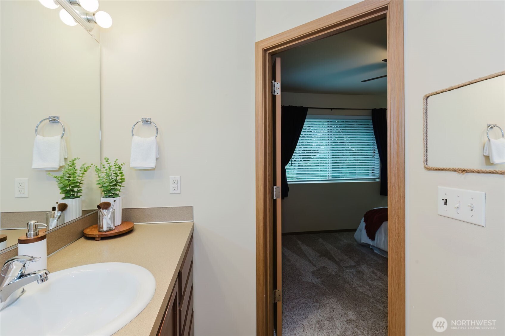 2652 Maryland Way E, Port Orchard, WA 98366