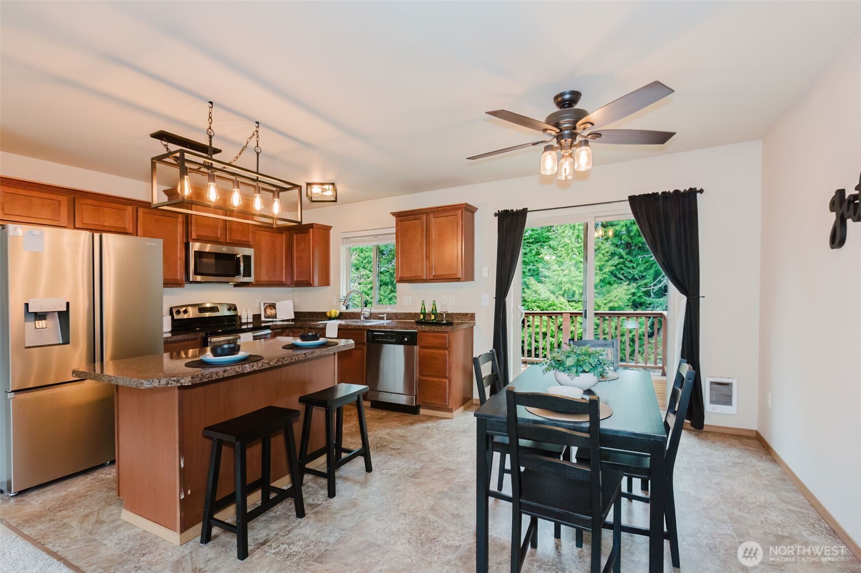 2652 Maryland Way E, Port Orchard, WA 98366