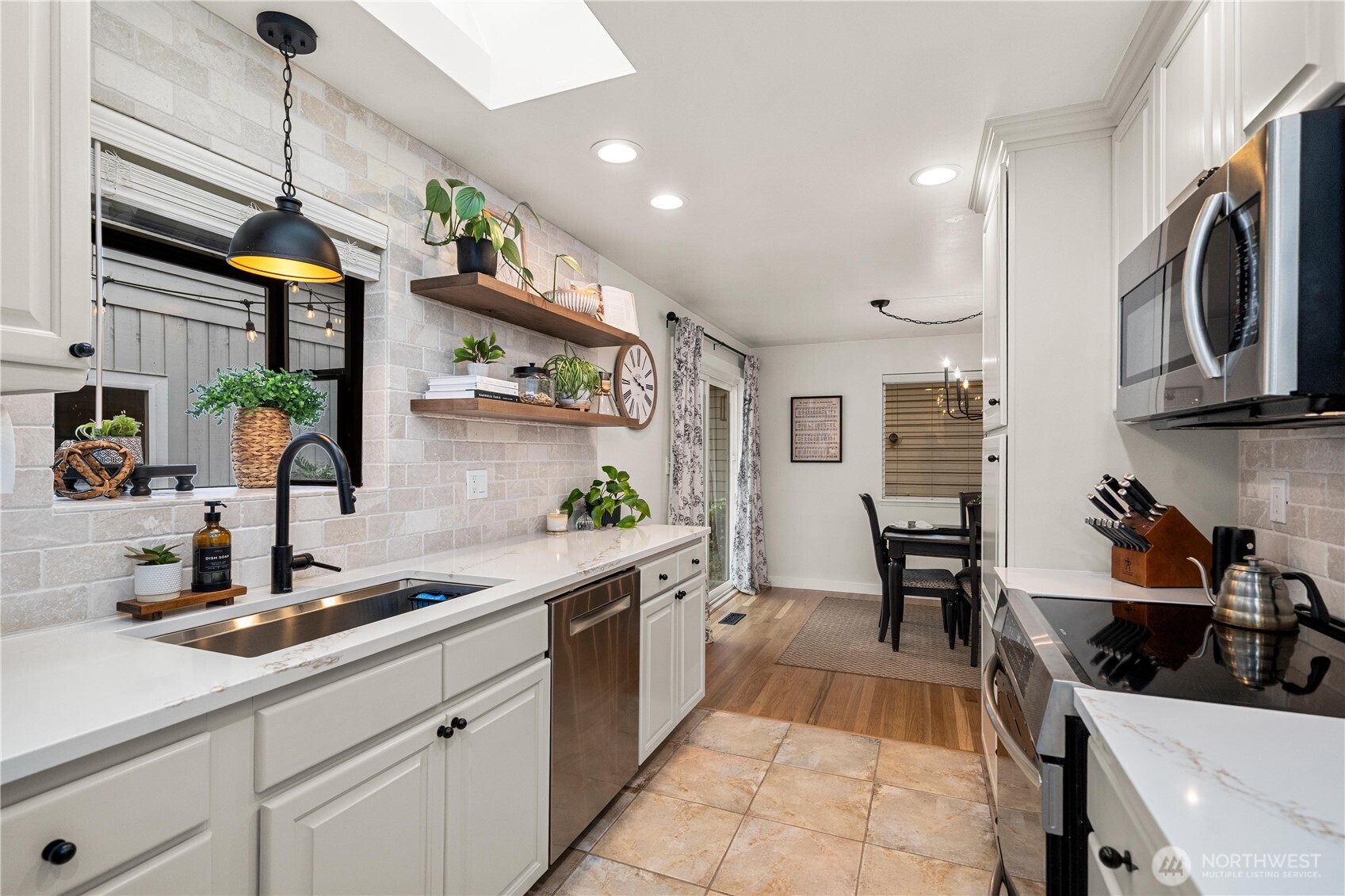 23210 SE 312 Street , Black Diamond, WA 98010