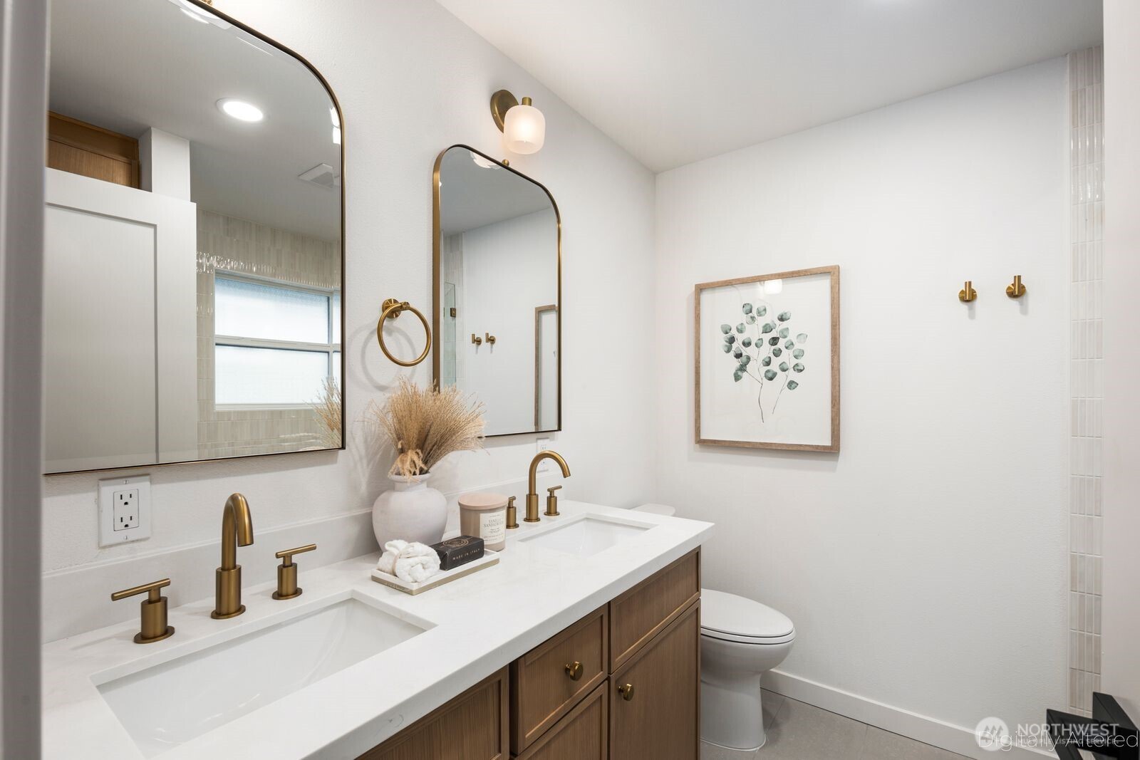 7040 16th Avenue NW, Seattle, WA 98117