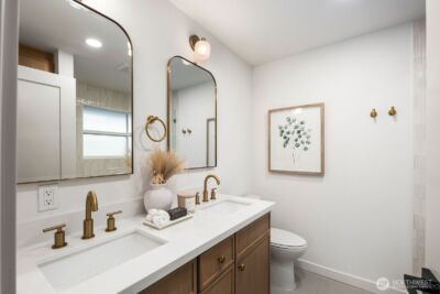 7040 16th Avenue NW, Seattle, WA 98117 - Photo 16